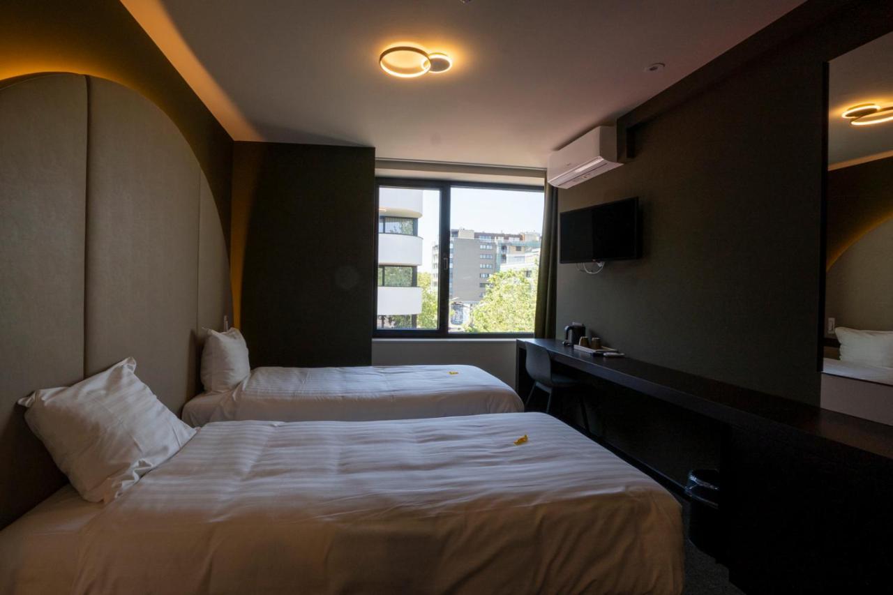 Green Hotel Genk Eksteriør bilde