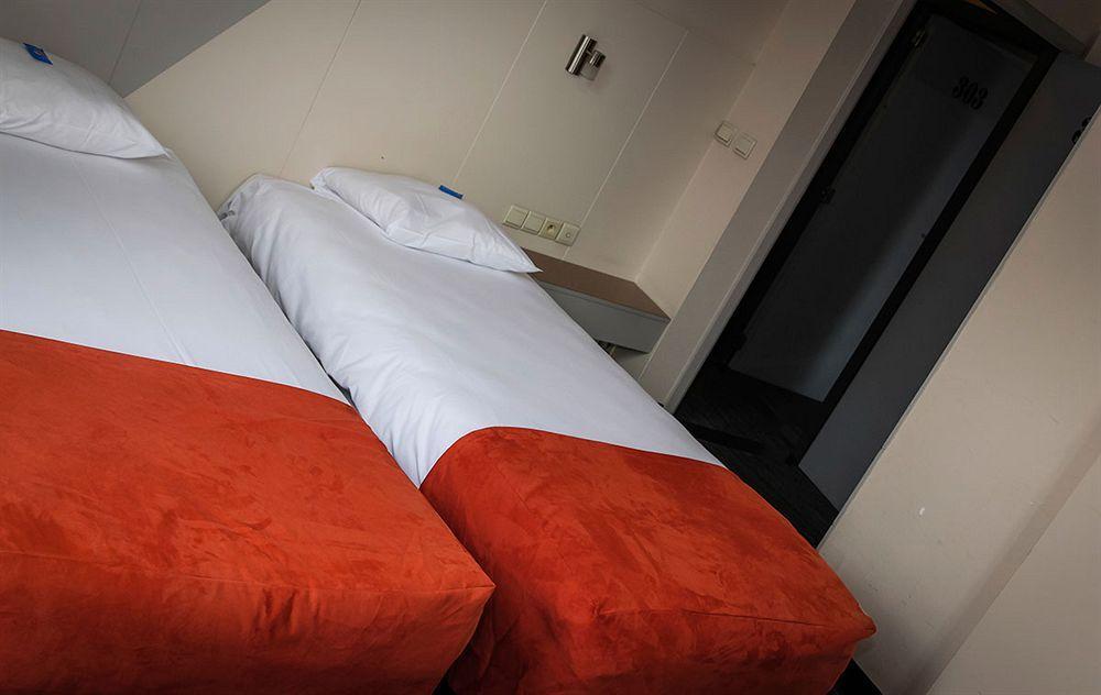 Green Hotel Genk Eksteriør bilde