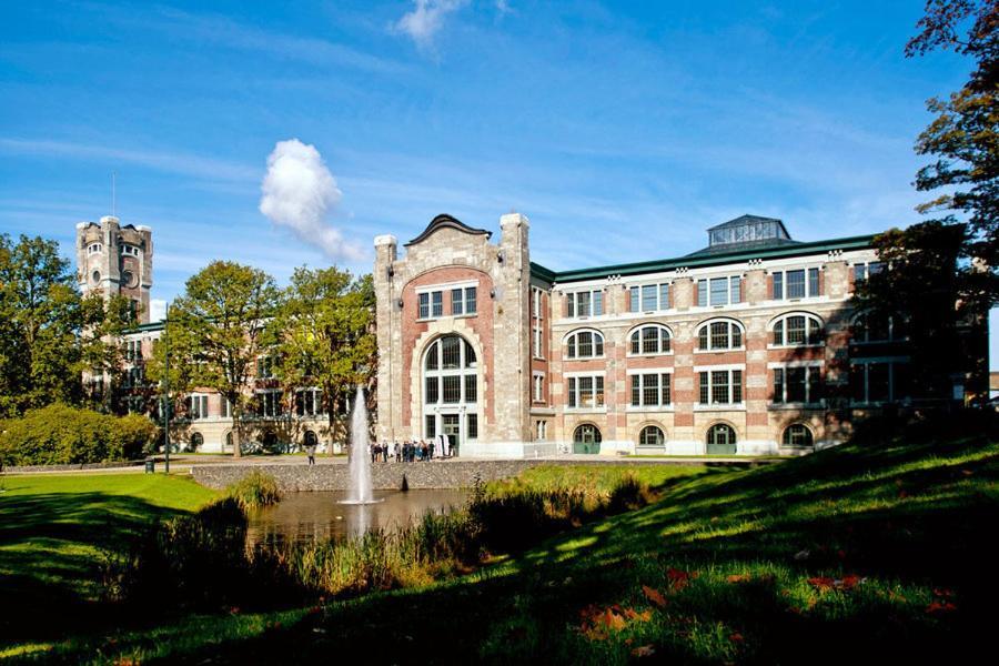 Green Hotel Genk Eksteriør bilde